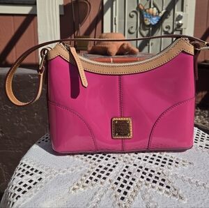 NWT Dooney & Bourke Fuchsia Patent Leather Shoulder Bag